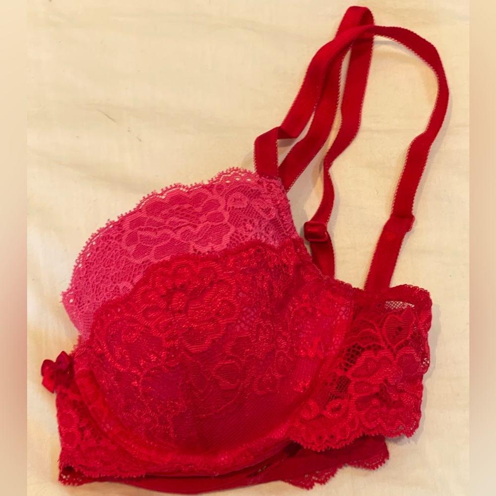 Victoria’s Secret 32D Dream Angels Lined Demi Bra